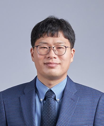 김정섭 이미지